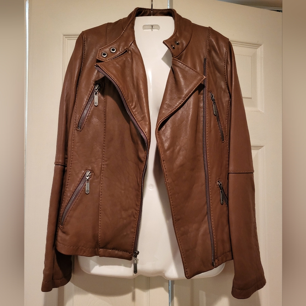 Michael Kors Light Brown Leather Jacket in Classic Moto Style